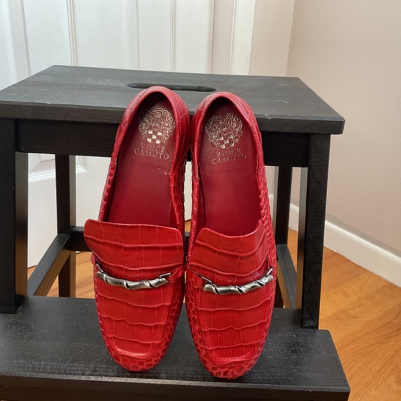 Vince Camuto Red Croc Leather Loafers, Women’s SZ 11 - Picture 2 of 9